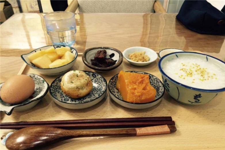 芳婆糕团店
